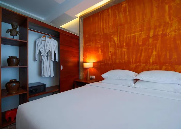 Silver Urban 4*